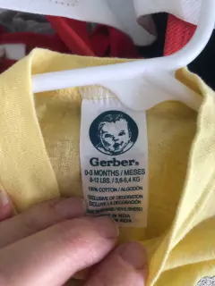 Enterito de algodón amarillo con elefante. GERBER. 0/3 meses. en internet