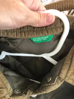 Campera verde con botones. BENETTON. 2 años. - comprar online