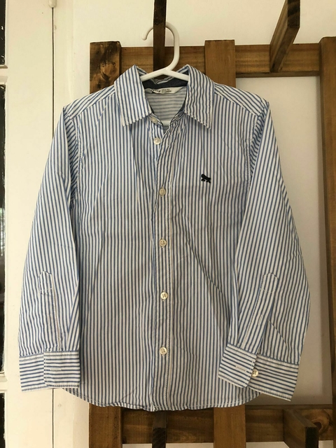 6A | Outlet- Camisa a rayas celeste y blanca. HYM. 6 años.