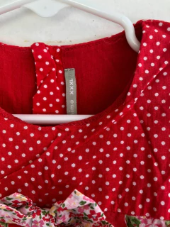 18M | Vestido rojo sin mangas y flores. Mini Mimo. Talle XXXL 18 meses. - comprar online