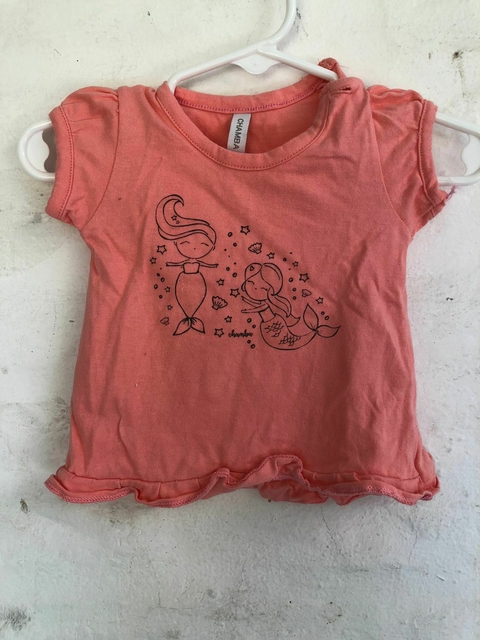 6M | Remera rosa MC con sirenas. CHAMBA. 6 meses.