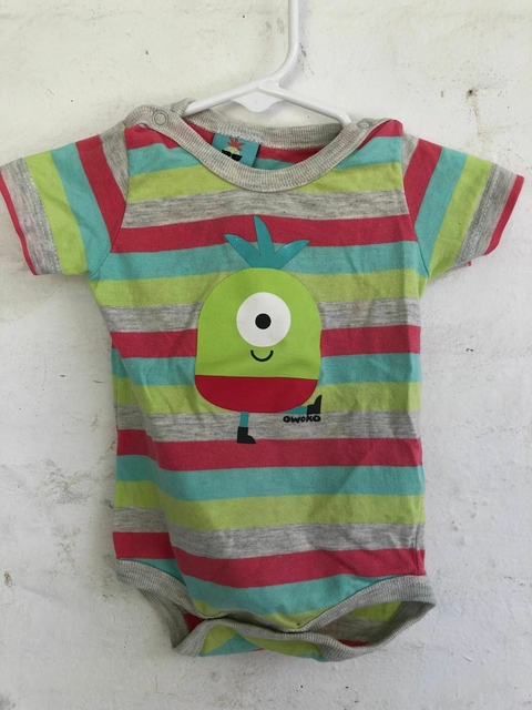 3M | Body MC a rayas verde, celeste y rosa. OWOKO. Talle 1 de la marca que es 3 meses.