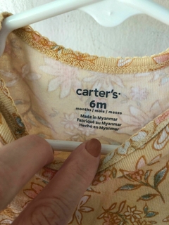 6M | Body MC amarillo con flores. CARTERS. 6 meses. - Lo Canto • Moda Circular
