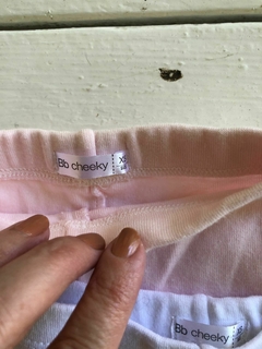 1M | SET. Dos pantalones de algodón blanco y rosa. CHEEKY. Talle XS. 1 mes. - comprar online