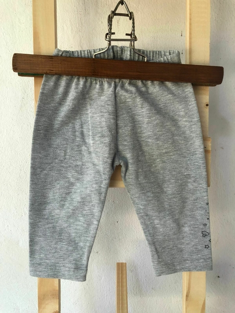 6M | Pantalón de algodón gris. CHAMBA. 6 meses.