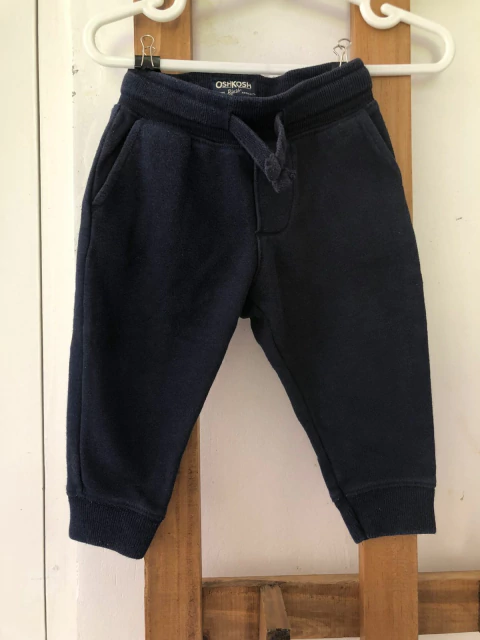 Outlet- Jogging azul. OSHKOSH. 9 meses.