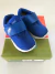 Nuevas- Zapatillas azules con abrojo. Little Movers. Talle 24.