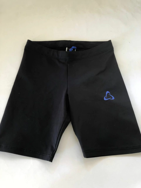 8A | Calza de lycra. Talle 8 años. Ona Saenz. Tiene 28,5 cm la cintura.