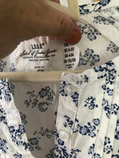 Camisa con flores azules. HYM. 4 años. - comprar online