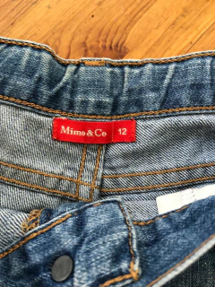 Short de jean con parches. MIMO. Talle 12. en internet