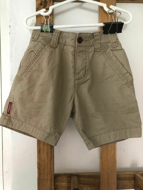 2A | Short beige. KEVINGSTON. Talle 2 años.