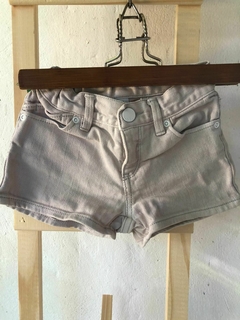 3A | Short de jean blanco. GAP. 3 años.