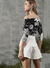BLUSA OMBRO A OMBRO BLACK LEAVES - TRITON - comprar online