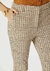 CALÇA SLIM ESTAMPADA CINTURA MÉDIA EM ALFAITARIA - HERING - SUPER SALE OUTLET | Morena Rosa, Colcci 50% OFF