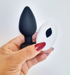 PLUG ANAL COM VIBRAÇÃO E CONTROLE - comprar online