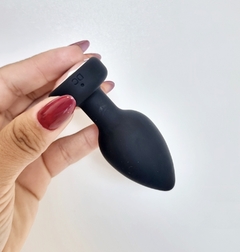 PLUG ANAL COM VIBRAÇÃO E CONTROLE na internet