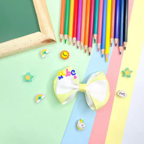 Laço escolar gravata