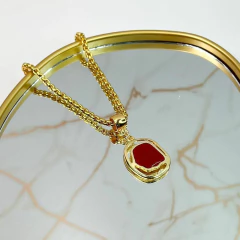 Colar Foco e Poder – Pingente Vinho