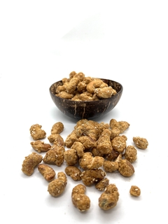 CASTANHA DE CAJU CARAMELIZADA COM GERGILIM - 100G
