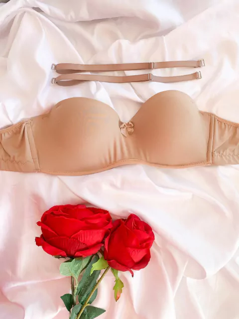 Sutiã tomara que caia com alças removiveis reforçado