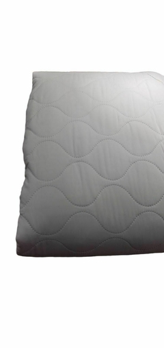 COVER 1 1/2 PLAZAS - BlancoLati