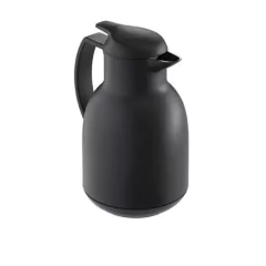 Garrafa térmica preta de plástico com capacidade de 1 litro e design moderno.