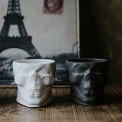 Imagem do Copo Para Drinks Caveira Old Skull Branco Fosco Ceraflame