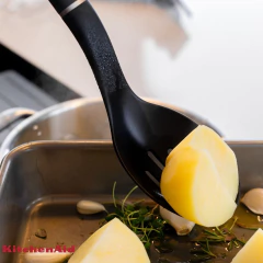 Colher Perfurada P/ Servir Nylon Multiuso Preto Onix KitchenAid - comprar online