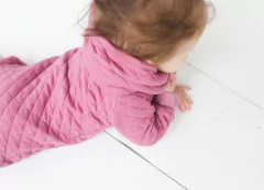 Macacão Noeser Capitone Raspberry - Vermelho - 50/56 cm - Manufakt