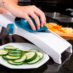 Mandoline Fatiador Ajustável C/ Protetor Prana na internet