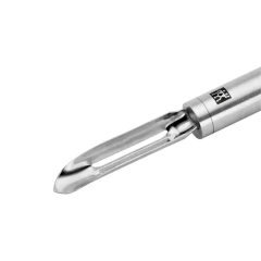 descascador de vegetais ZWILLING em aço inox gravada com a marca e com alça para pendurar