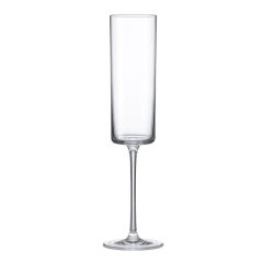 Taça de cristal espumante de 170ml da linha Minimal Classic da Oxford, com design elegante e sofisticado.