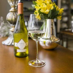 Jogo c/ 06 Taças Em Cristal Chardonnay 390ml Strauss - comprar online