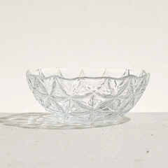 Taça de sobremesa em vidro transparente com design de estrelas, ideal para servir sobremesas.