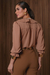 BLUSA DE CREPE COM JABOUR na internet