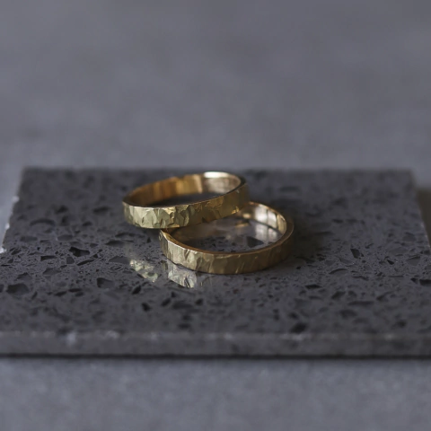 Aliança Groovin 18k - comprar online