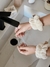Muñequeras Skincare en internet