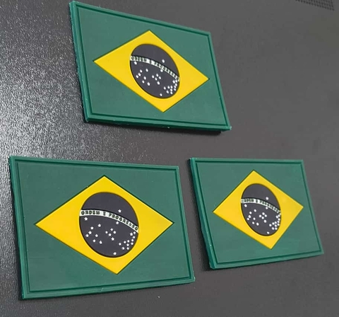 1 BANDEIRA EMBORRACHADA BRASIL