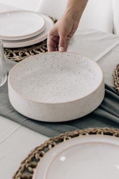 ENSALADERA TOZEUR BLANCO DOTS CON BORDE NATURAL 25 CM