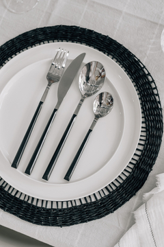 CUBIERTOS SAKURA BLACK 24 PIEZAS - comprar online