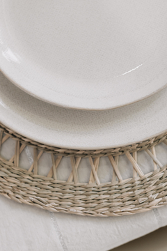 SET X 2 PLATO PLAYO RODAS CREAM 26,5 CM - Feelings Aromas