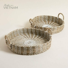 BANDEJAS REDONDAS DE SEAGRASS CON BLANCO