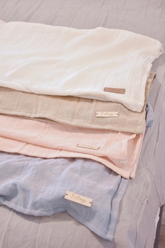 PIE DE CAMA CATALINA - comprar online