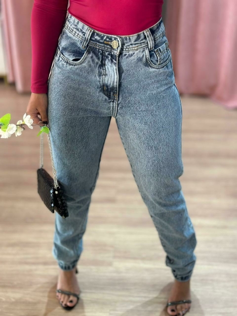 CALÇA MOM
