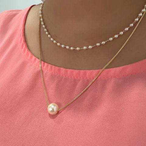 Colar com uma pérola banhado a ouro 18k