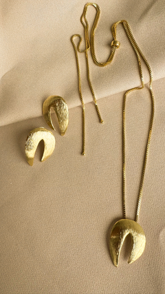 Conjunto orgânico banhado a ouro 18k na internet