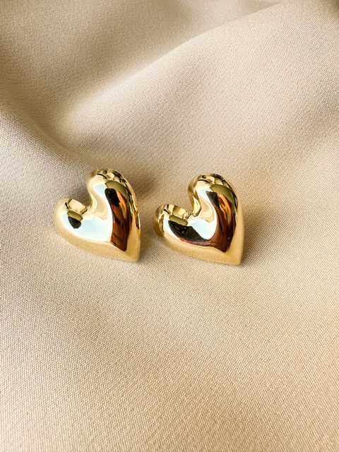 Brinco Coração Amor Perfeito - em banho ouro 18k