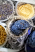 NUT ESCALDA-PÉS RELAXANTE EFERVESCENTE EM PÓ - Lavanda Francesa, Capim-Limão, Camomila, Passiflora + 22 ativos - LILAA