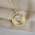 Colar Personalizado Placa Redonda Gravado Mamãe Coração Vazado Folheado A Ouro 18k - Nanda Jóias Personalizadas e Folheadas a Ouro