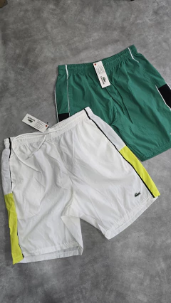 short lacoste rompeviento en internet